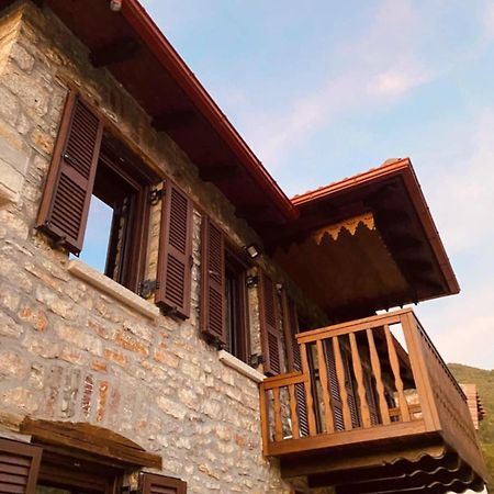Guesthouse Amalia Kalesmenon Luaran gambar