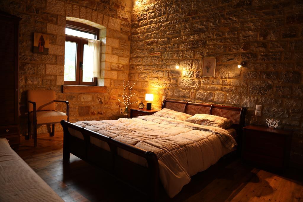 Guesthouse Amalia Kalesmenon Luaran gambar